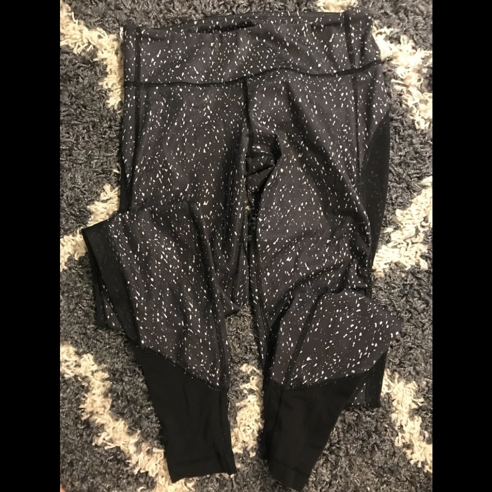 Good condition lululemon pants spotted